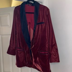 Free people velvet blazer. Used size medium.